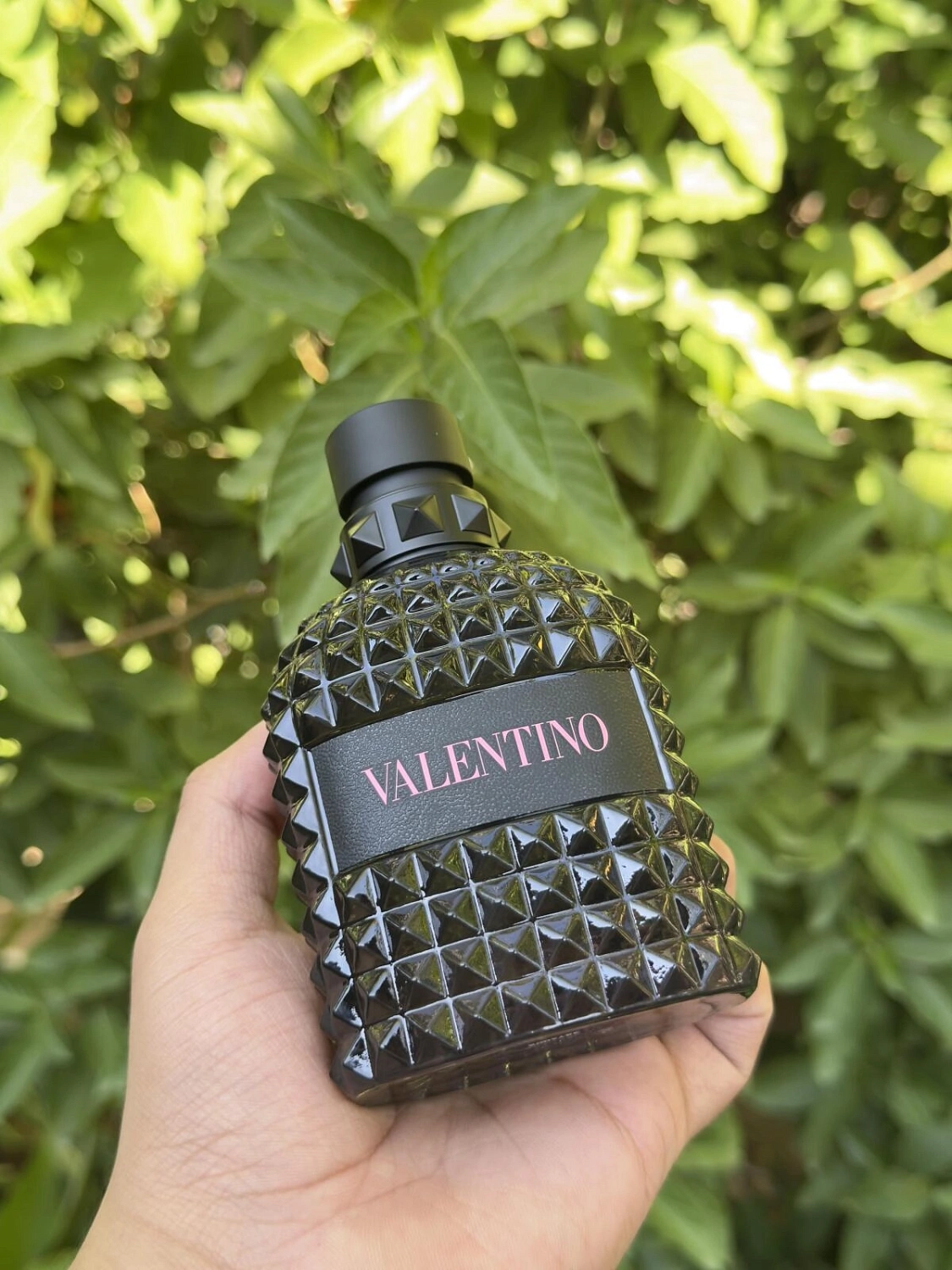 Valentino Uomo Born in Roma