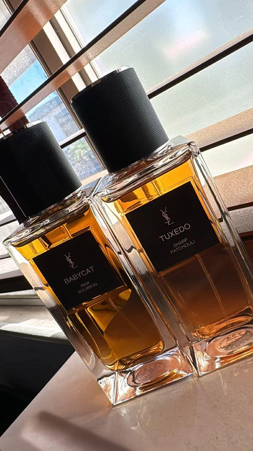 Yves Saint Laurent Tuxedo Sharp-Patchouli