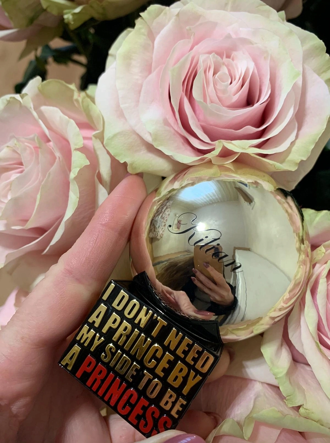 By Kilian I Don't Need A Prince By My Side To Be A Princess - Rose de Mai
