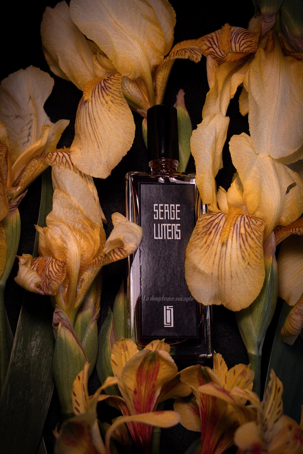 Serge Lutens La Dompteuse Encagee