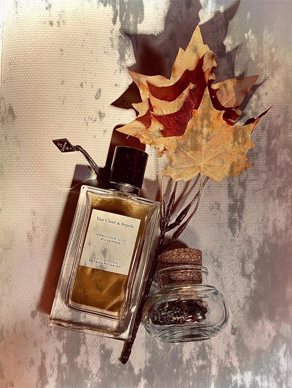 Van Cleef & Arpels Collection Extraordinaire Precious Oud