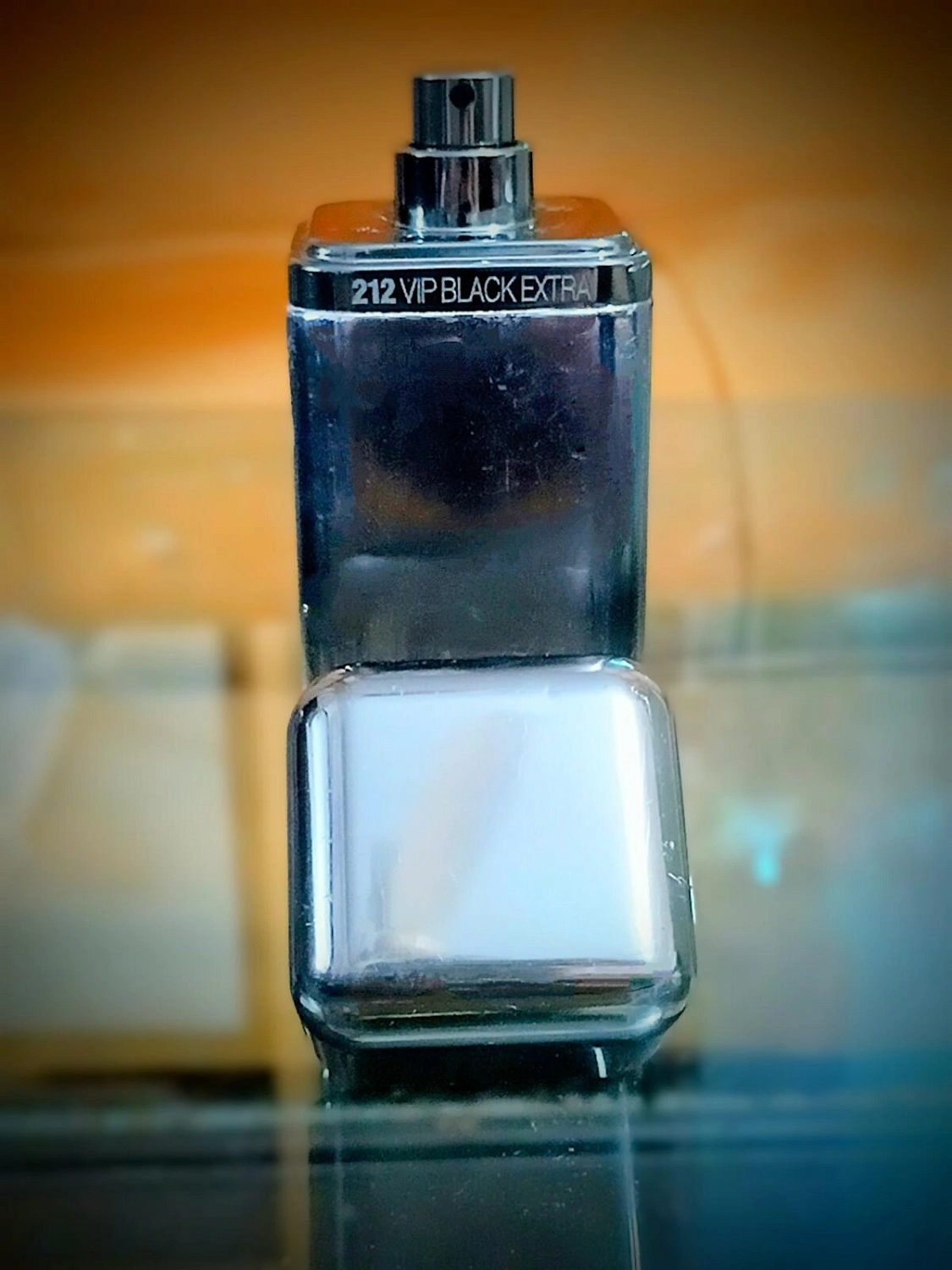 Carolina Herrera 212 VIP Black Extra