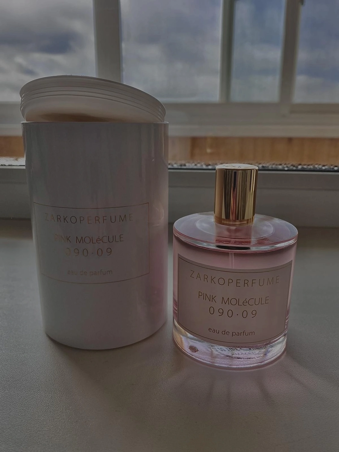 ZarkoPerfume PINK MOLeCULE 090.09