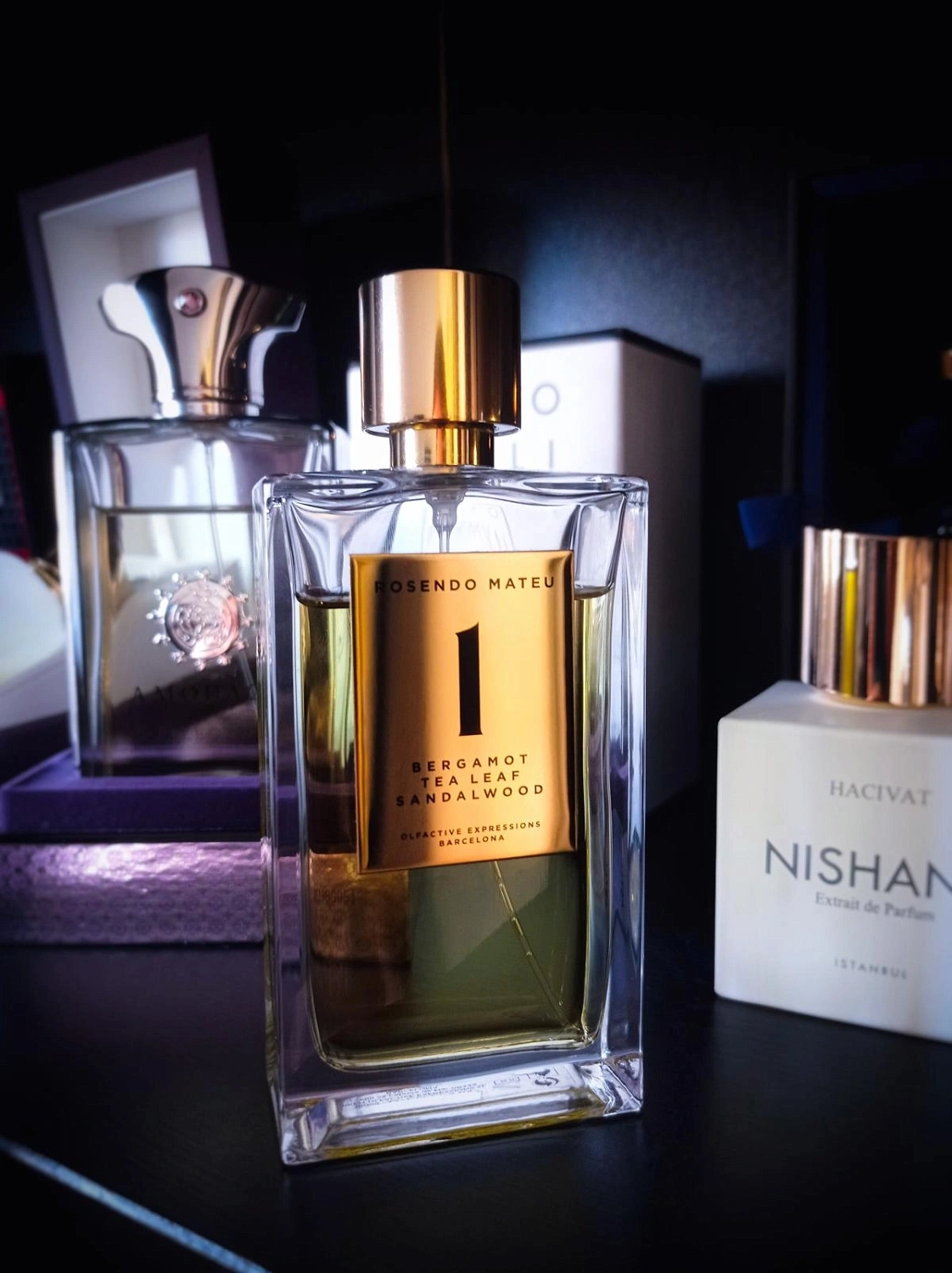 Rosendo Mateu Olfactive Expressions Rosendo Mateu Nº 1 Bergamot, Tea Leaf, Sandalwood