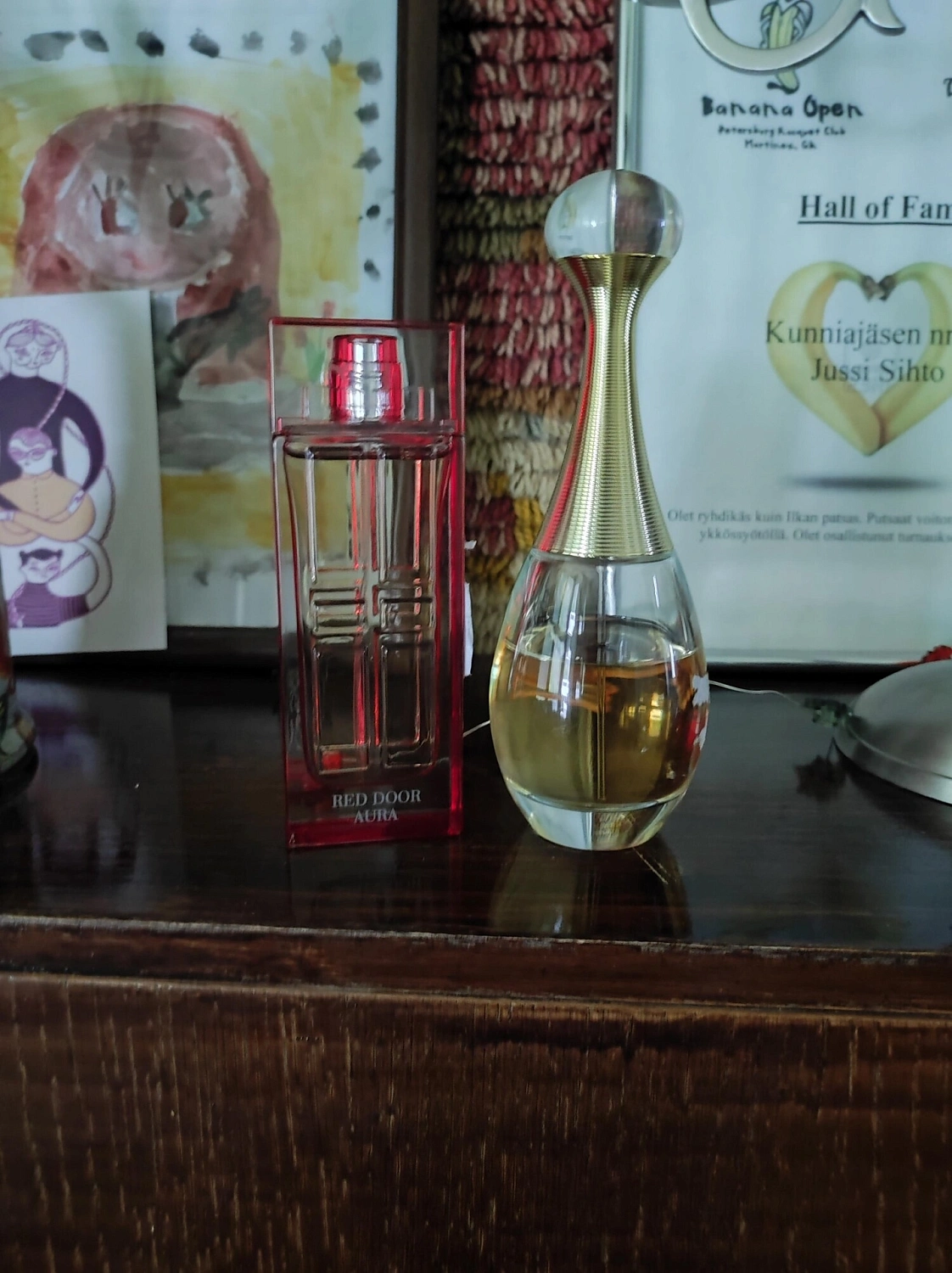 Elizabeth Arden Red Door Aura
