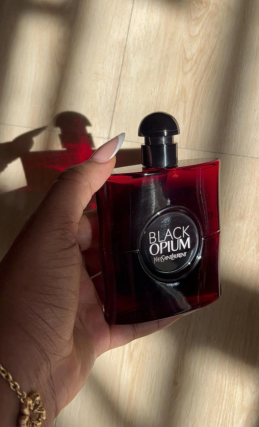 Yves Saint Laurent Black Opium Over Red