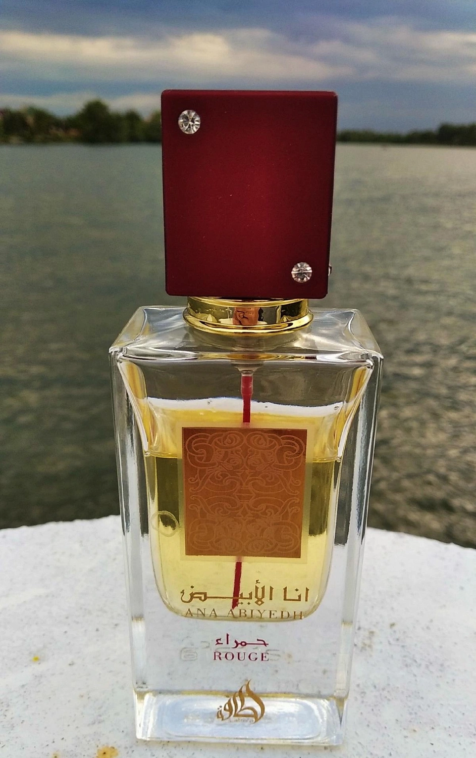 Lattafa Ana Abiyedh Rouge