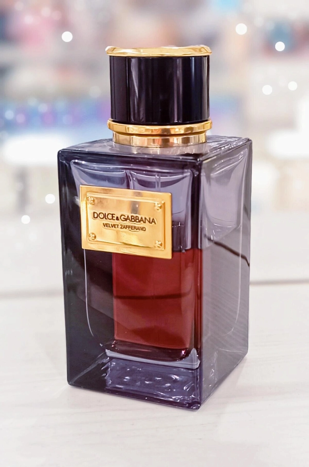 Dolce & Gabbana Velvet Zafferano