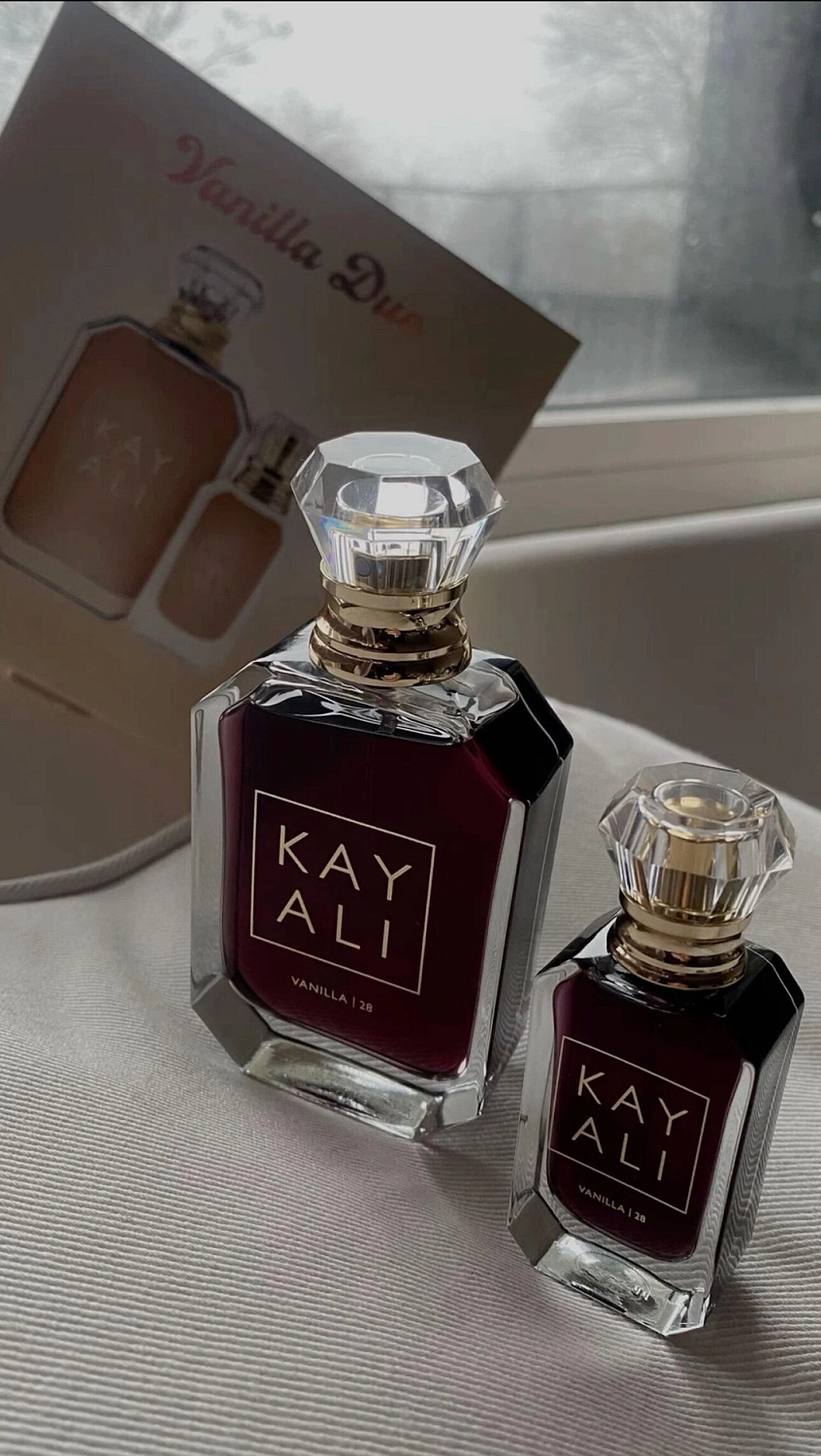 KAYALI Vanilla 28