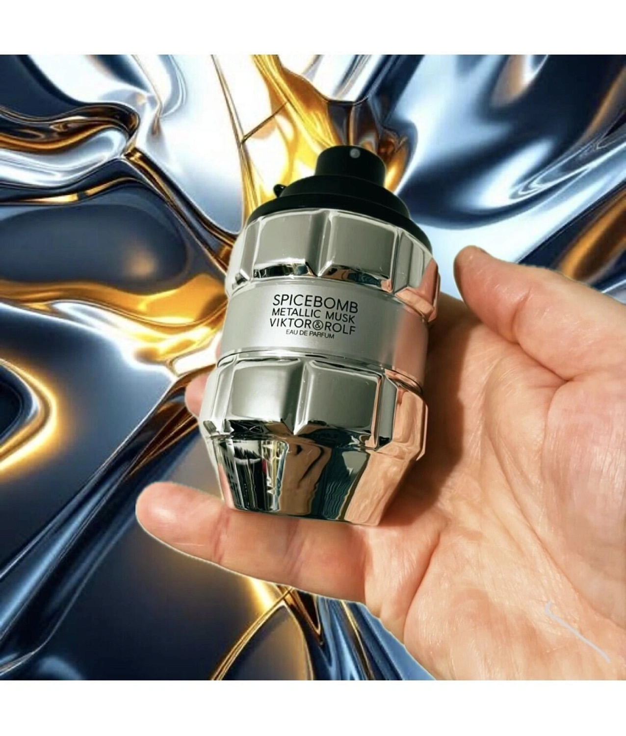 Viktor & Rolf Spicebomb Metallic Musk