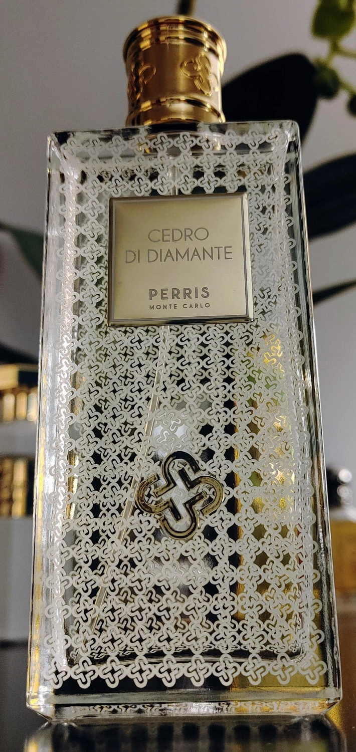 Perris Monte Carlo Cedro di Diamante