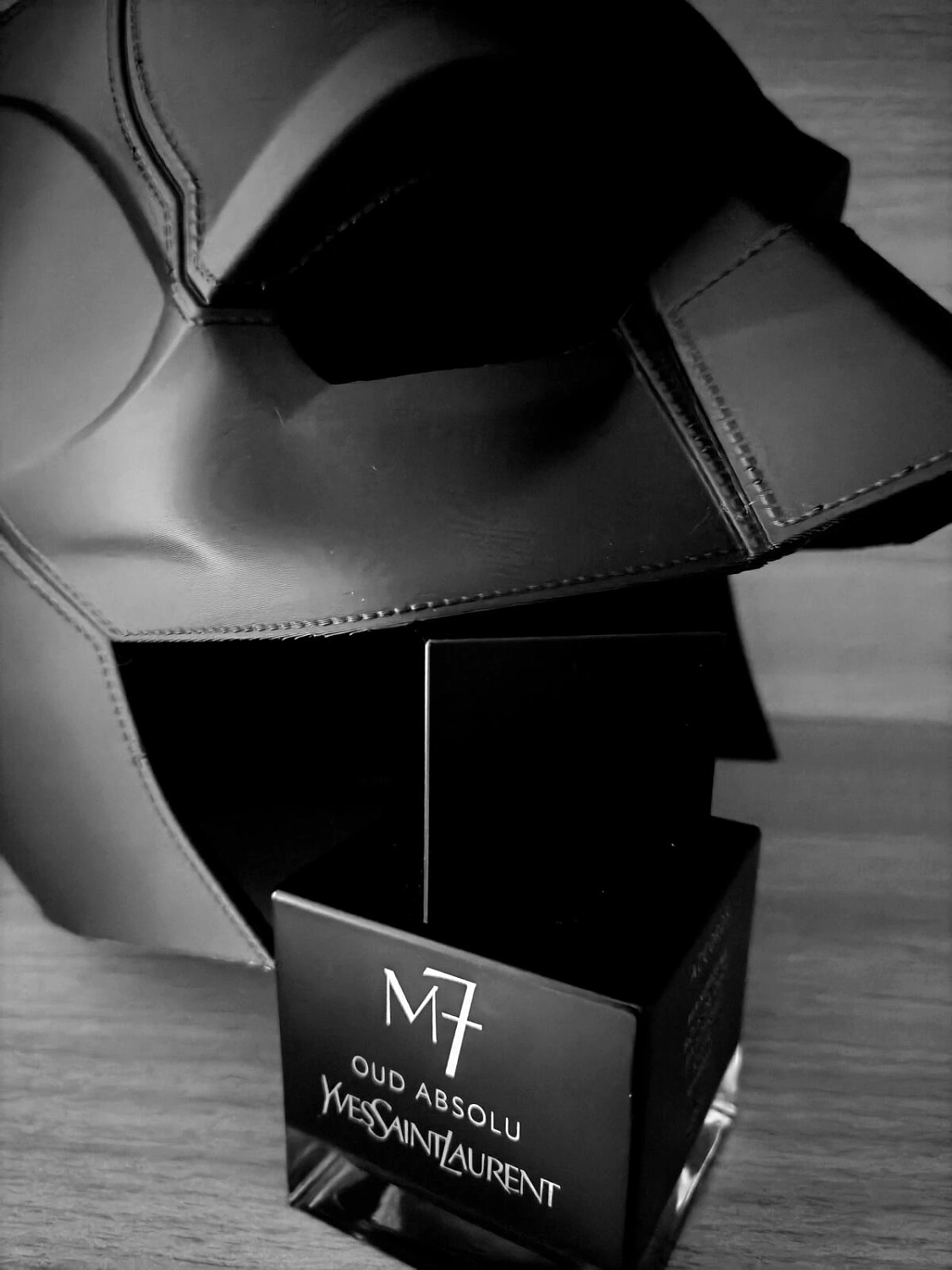 Yves Saint Laurent La Collection M7 Oud Absolu