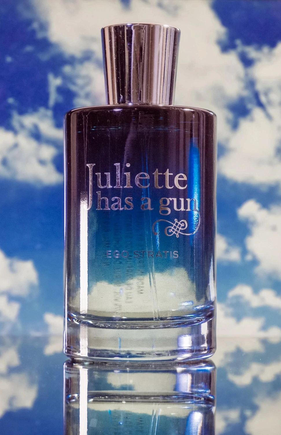 Juliette Has a Gun Ego Stratis