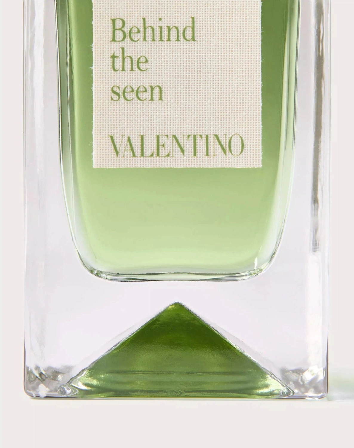 Valentino Behind The Seen