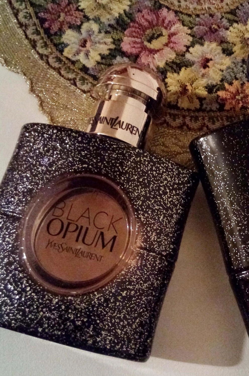 Yves Saint Laurent Black Opium Nuit Blanche