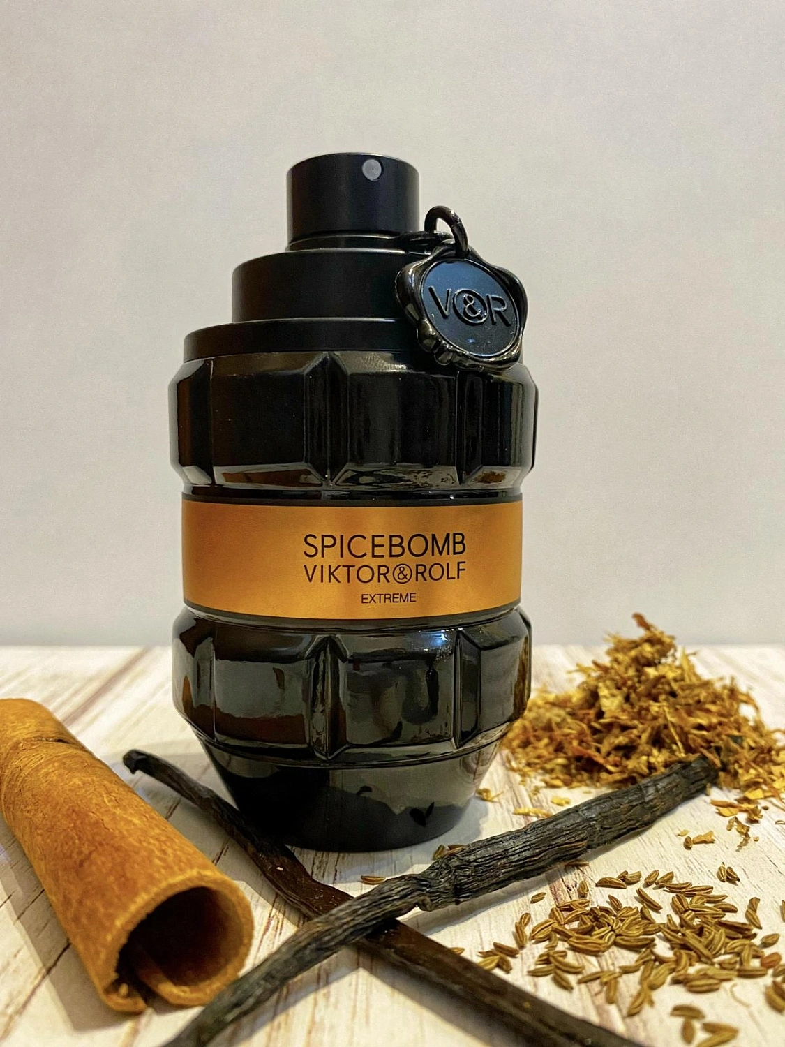 Viktor & Rolf Spicebomb Extreme