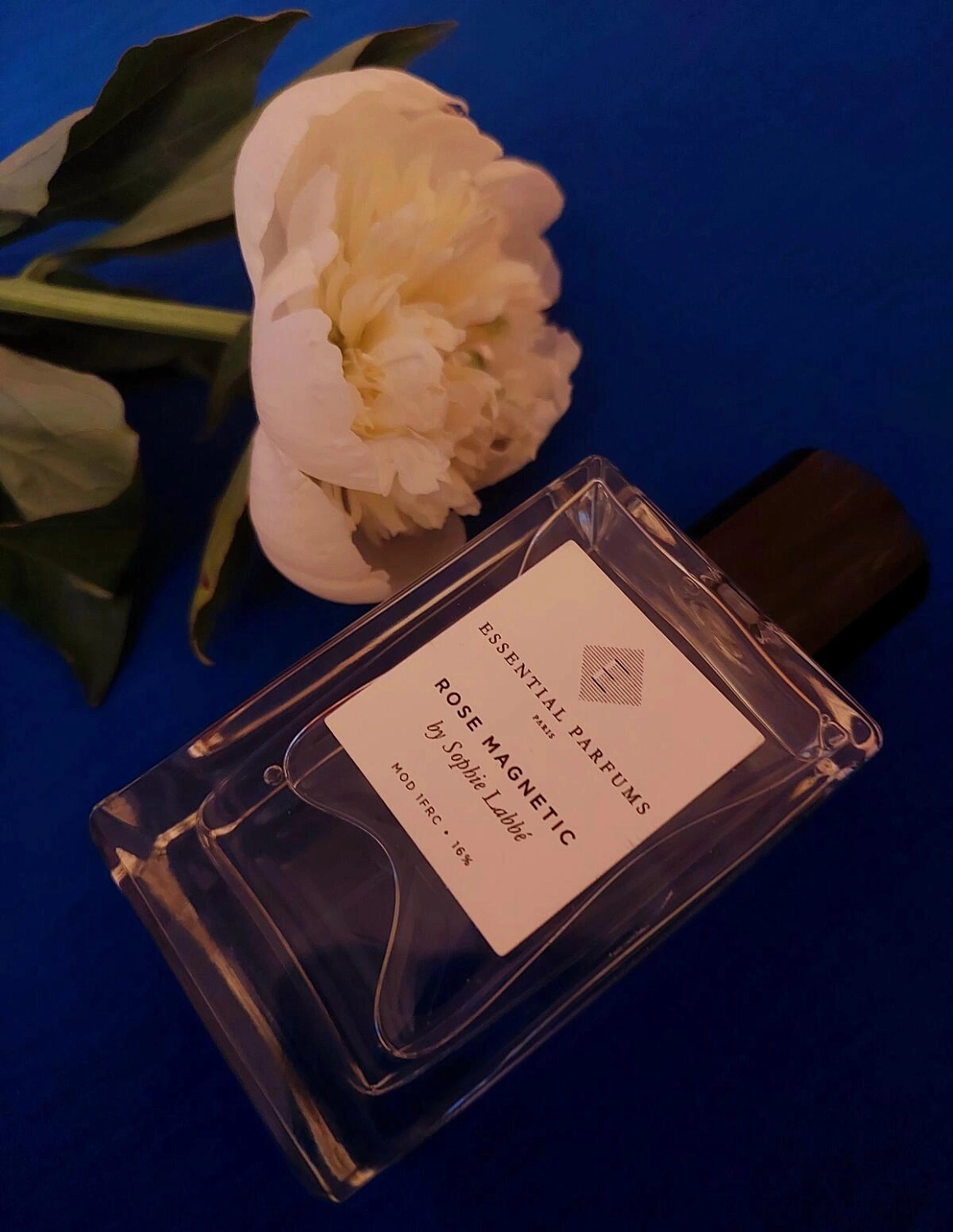 Essential Parfums Rose Magnetic