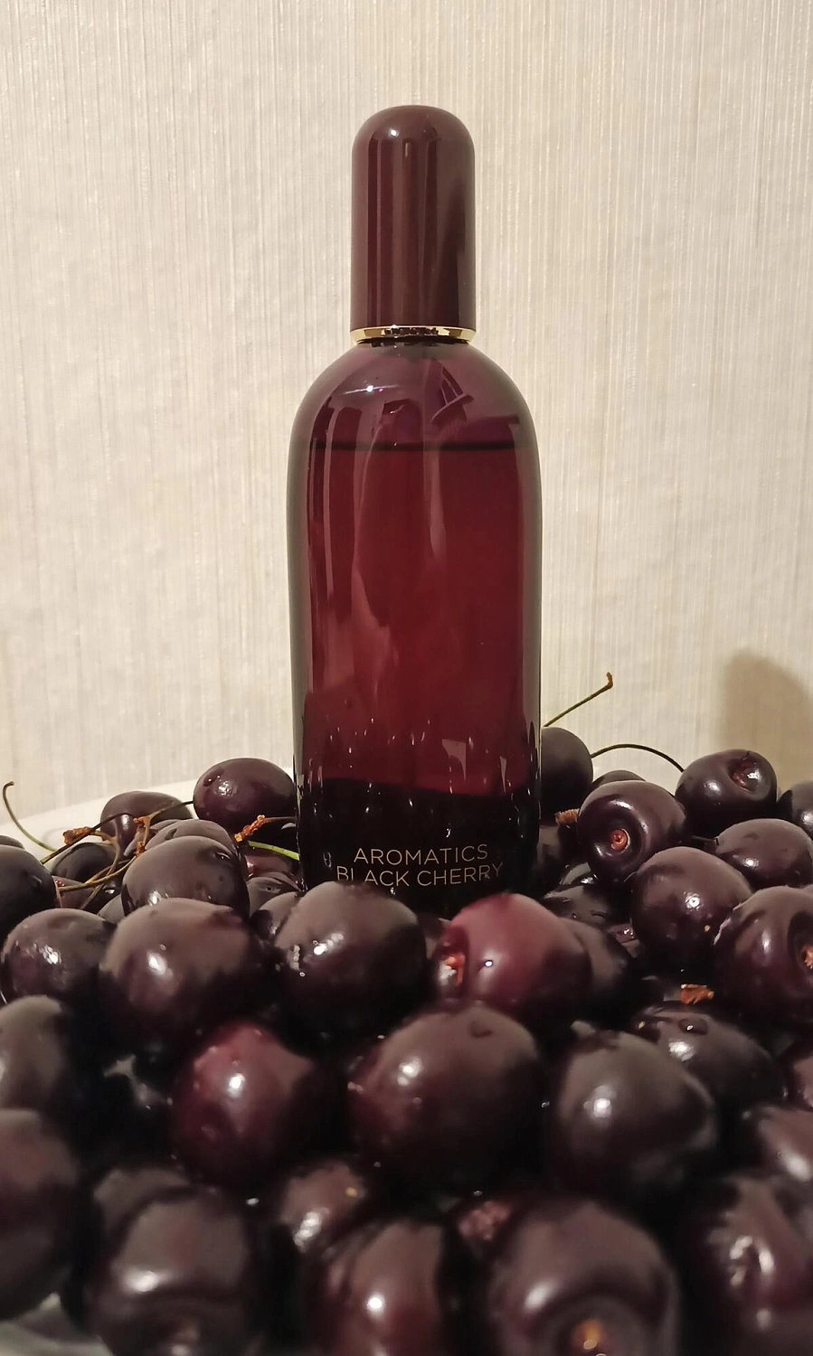 Clinique Aromatics Black Cherry
