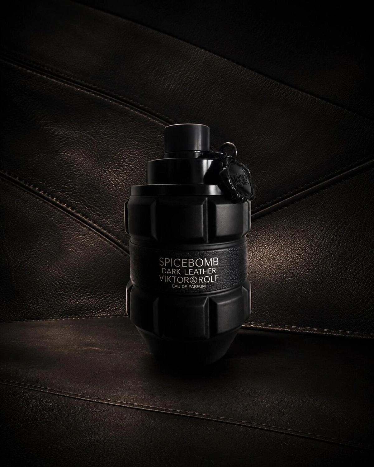 Viktor & Rolf Spicebomb Dark Leather