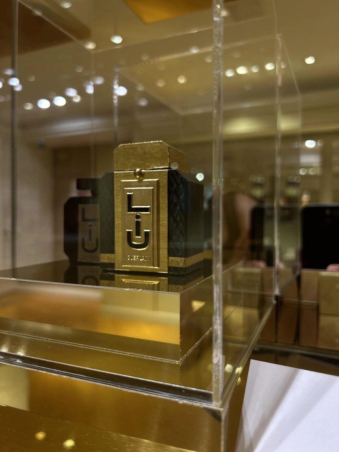 Guerlain Liu