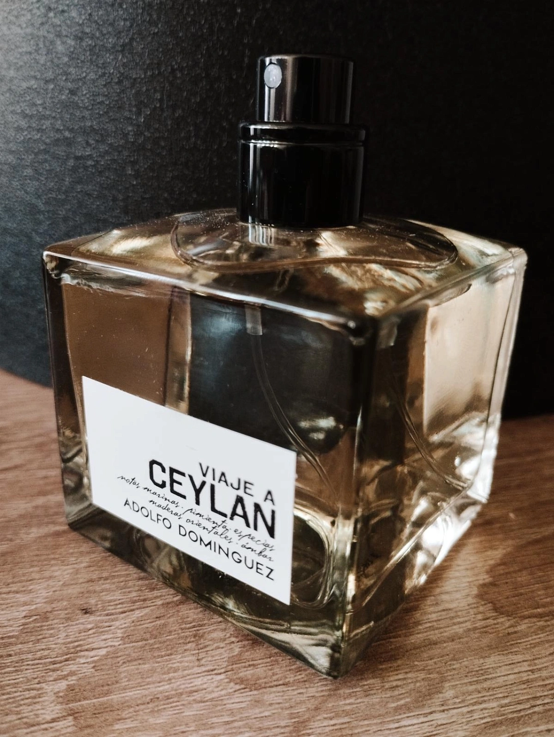 Adolfo Domínguez Viaje a Ceylan