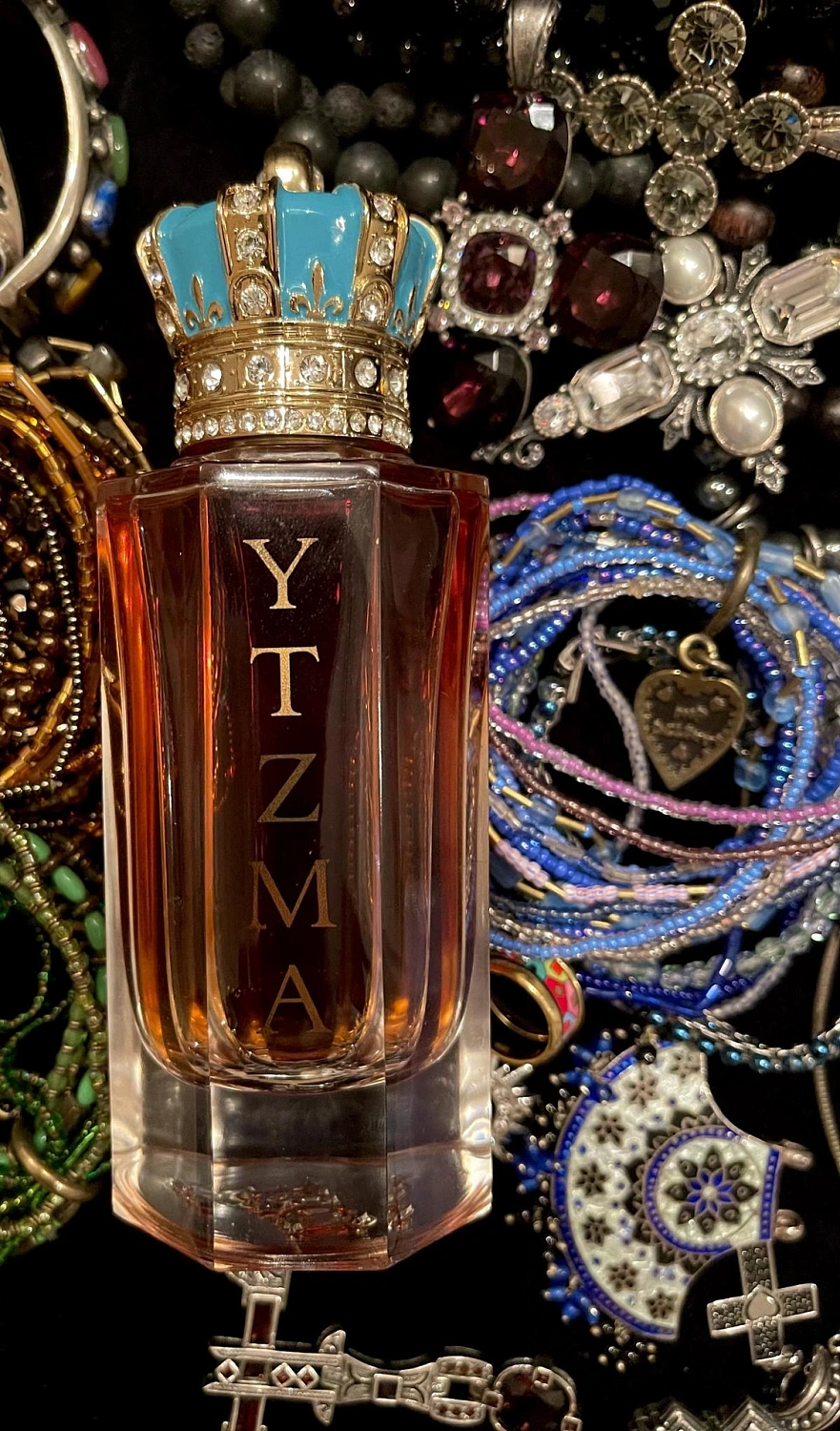 Royal Crown Ytzma