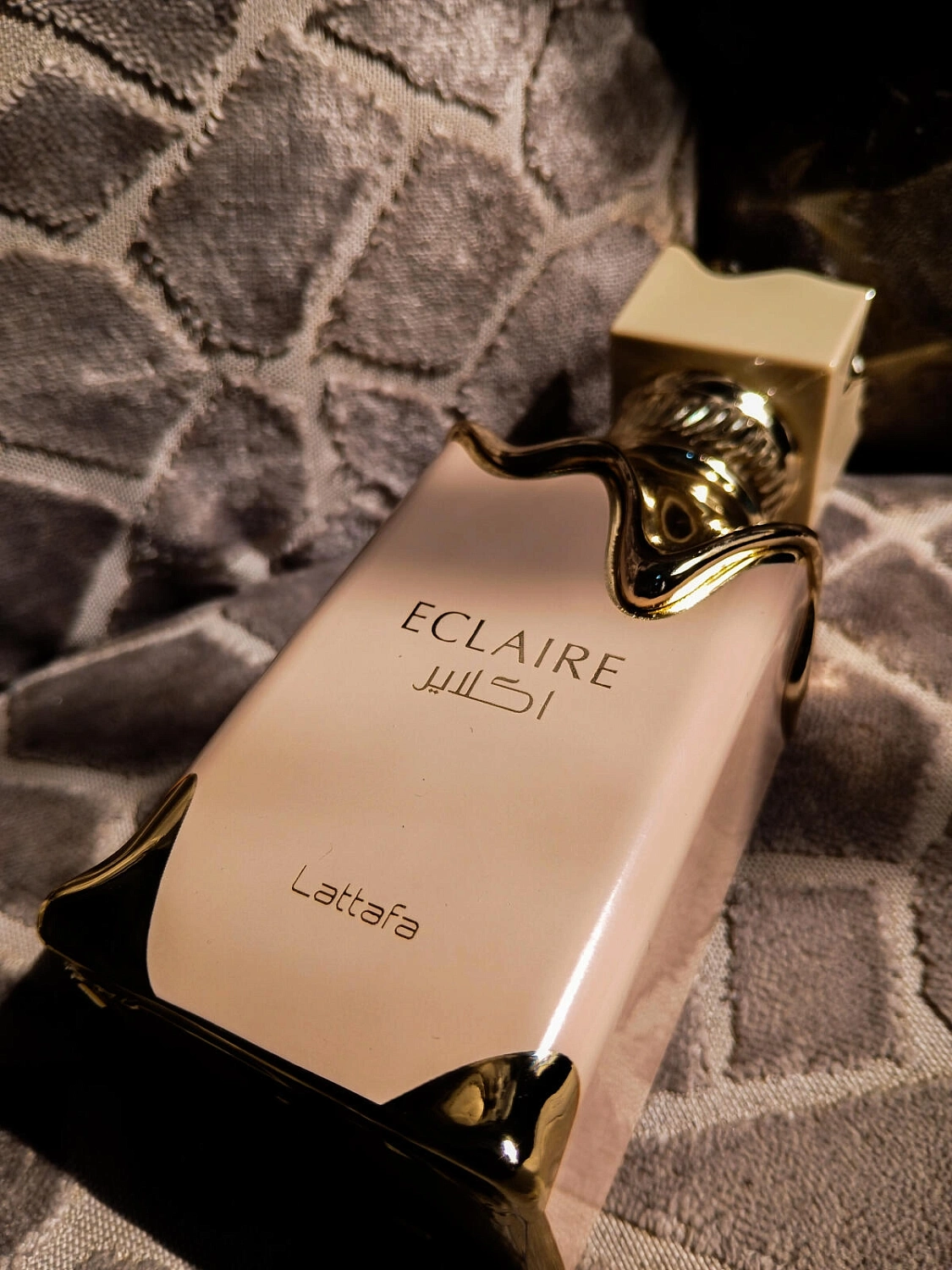 Lattafa Eclaire