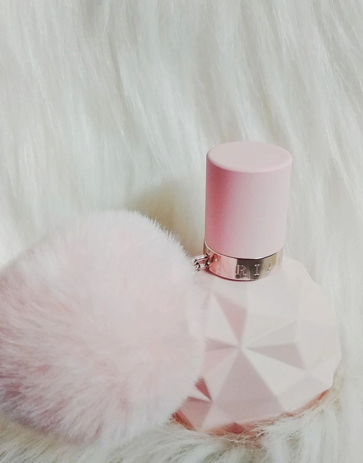 Ariana Grande Sweet Like Candy