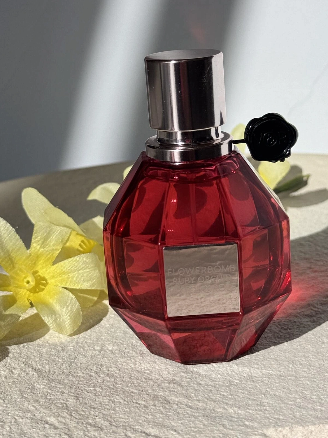 Viktor & Rolf Flowerbomb Ruby Orchid