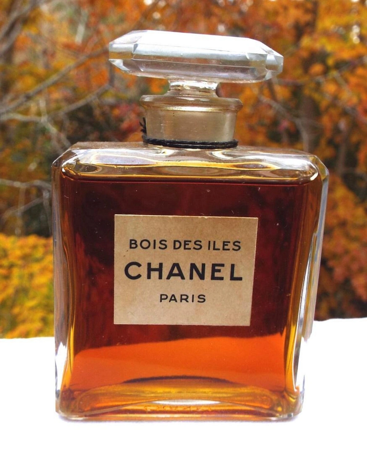 Chanel Bois des Iles