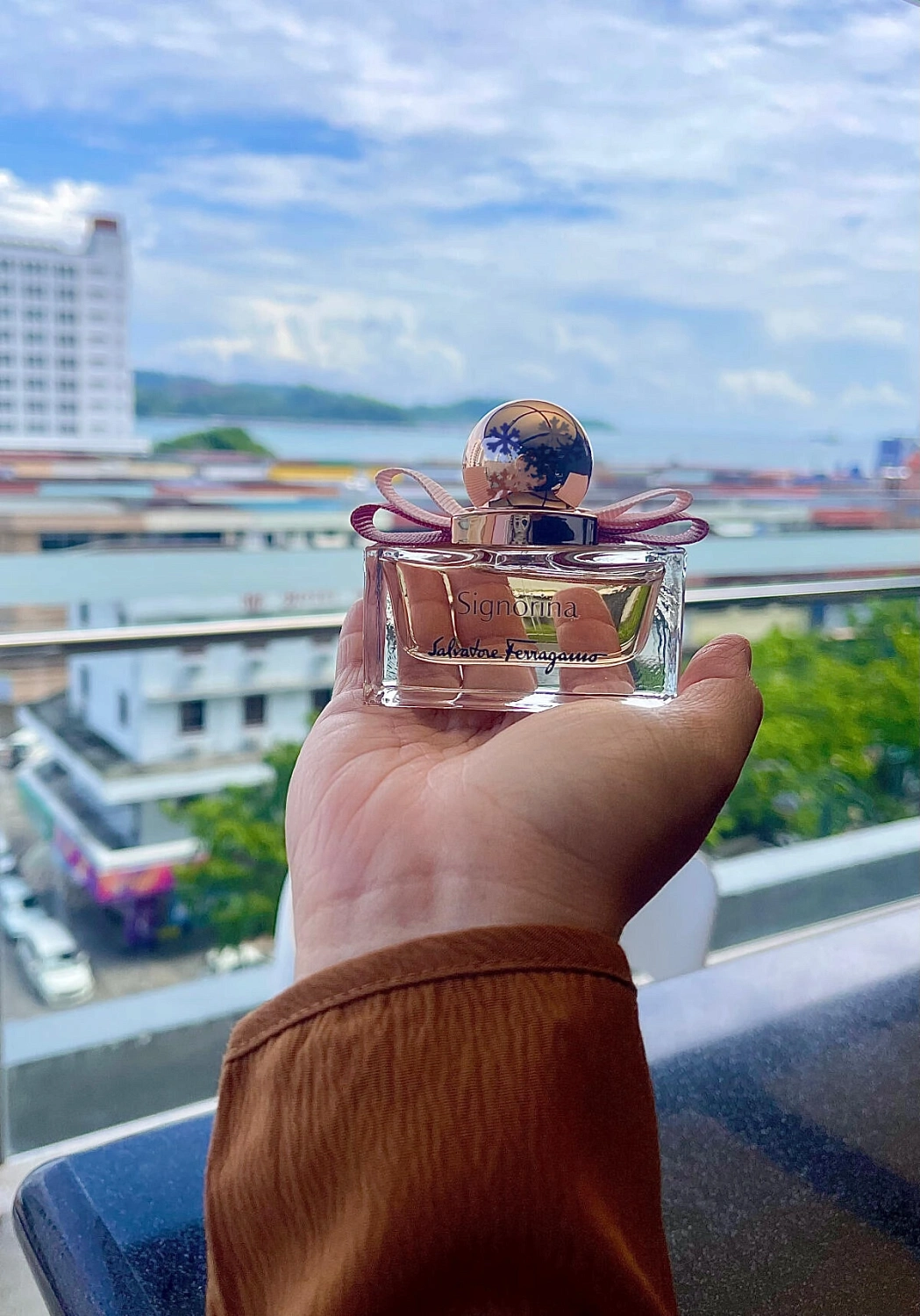 Salvatore Ferragamo Signorina Eau de Parfum