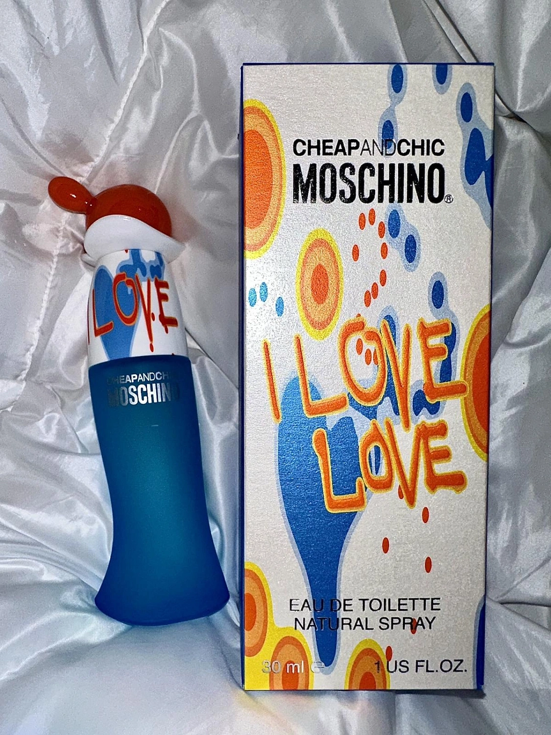 Moschino Cheap & Chic I Love Love