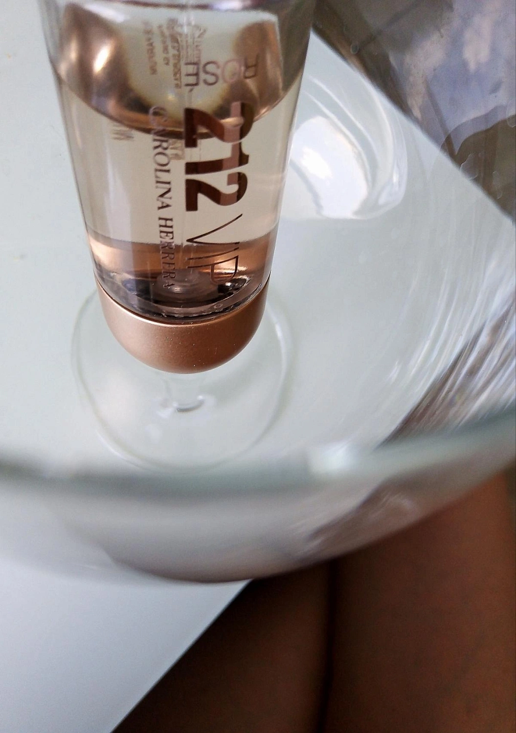Carolina Herrera 212 VIP Rose