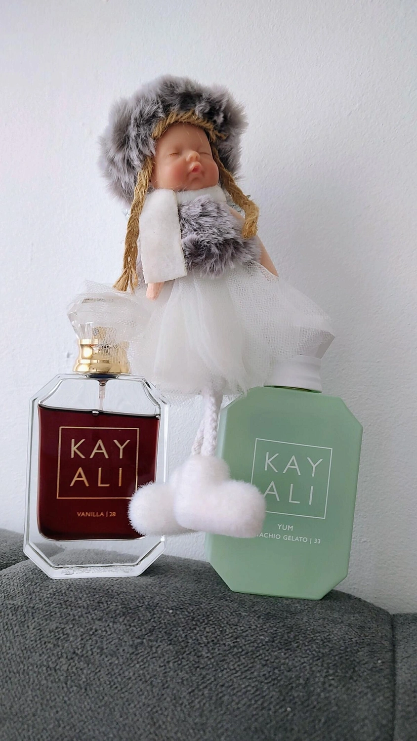 KAYALI Vanilla 28