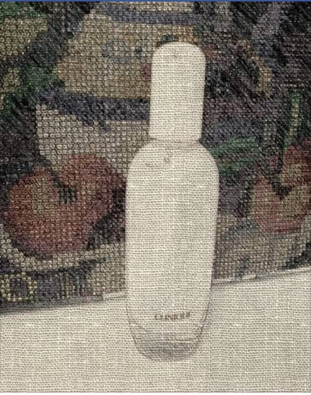 Clinique Aromatics in White