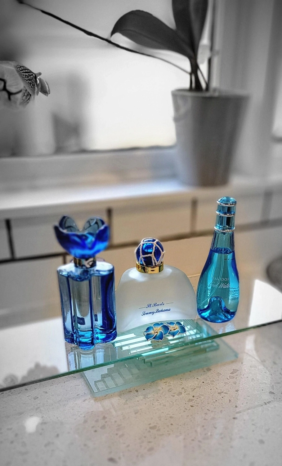 Oscar de la Renta Blue Orchid