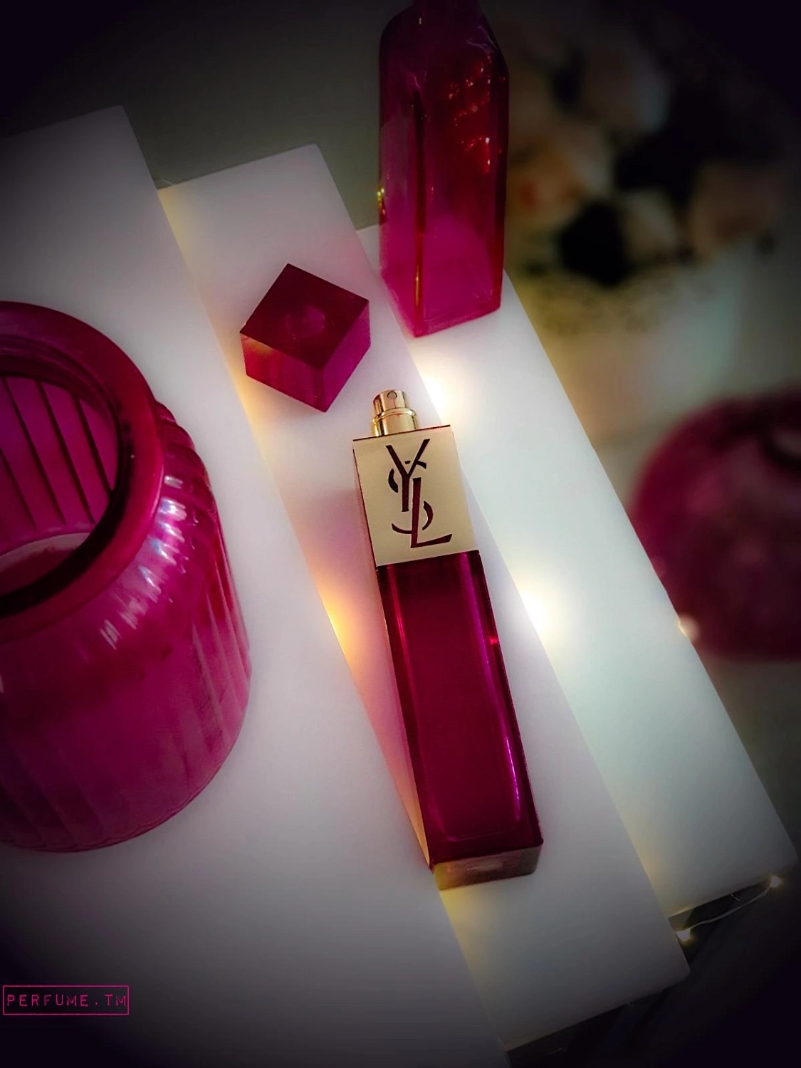 Yves Saint Laurent Elle