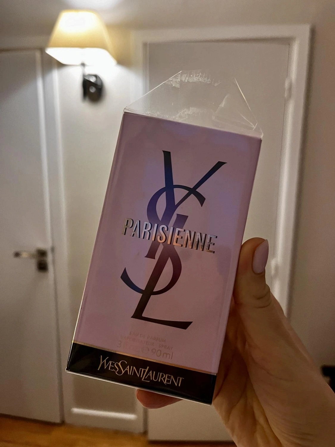 Yves Saint Laurent Parisienne