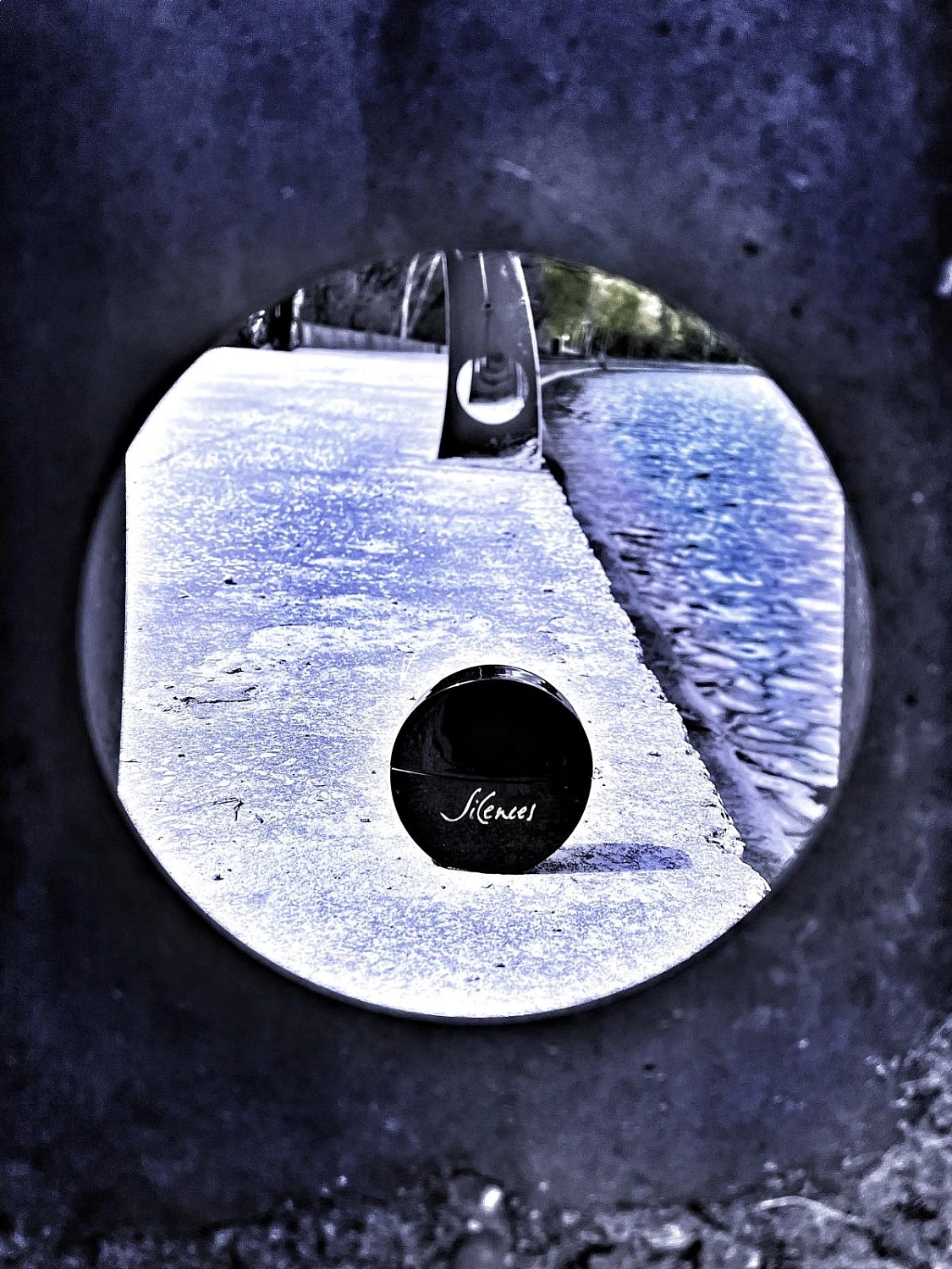 Jacomo Silences