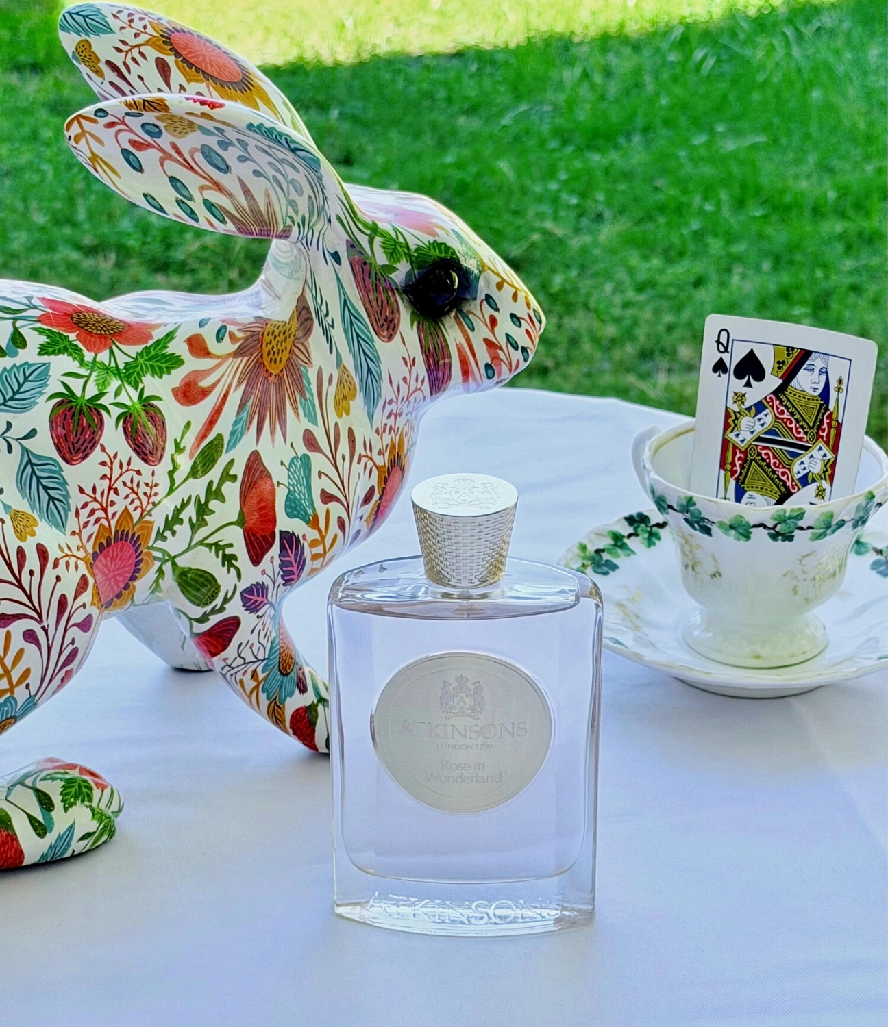 Atkinsons Rose in Wonderland