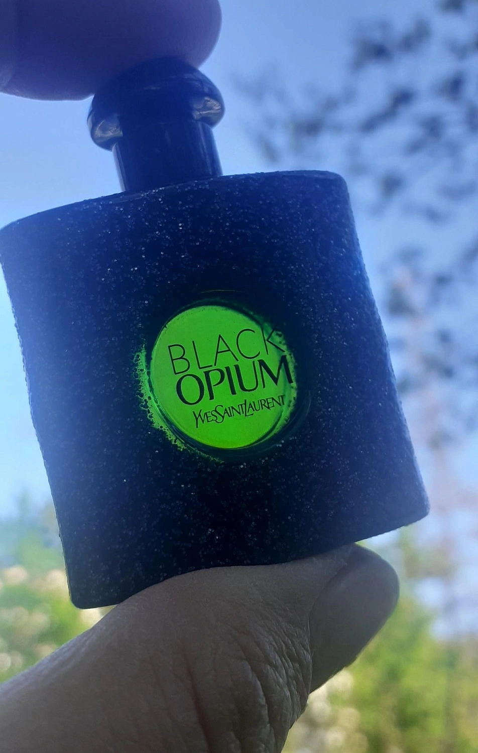 Yves Saint Laurent Black Opium Illicit Green