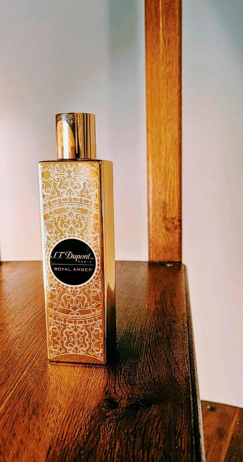 S.T. Dupont Royal Amber