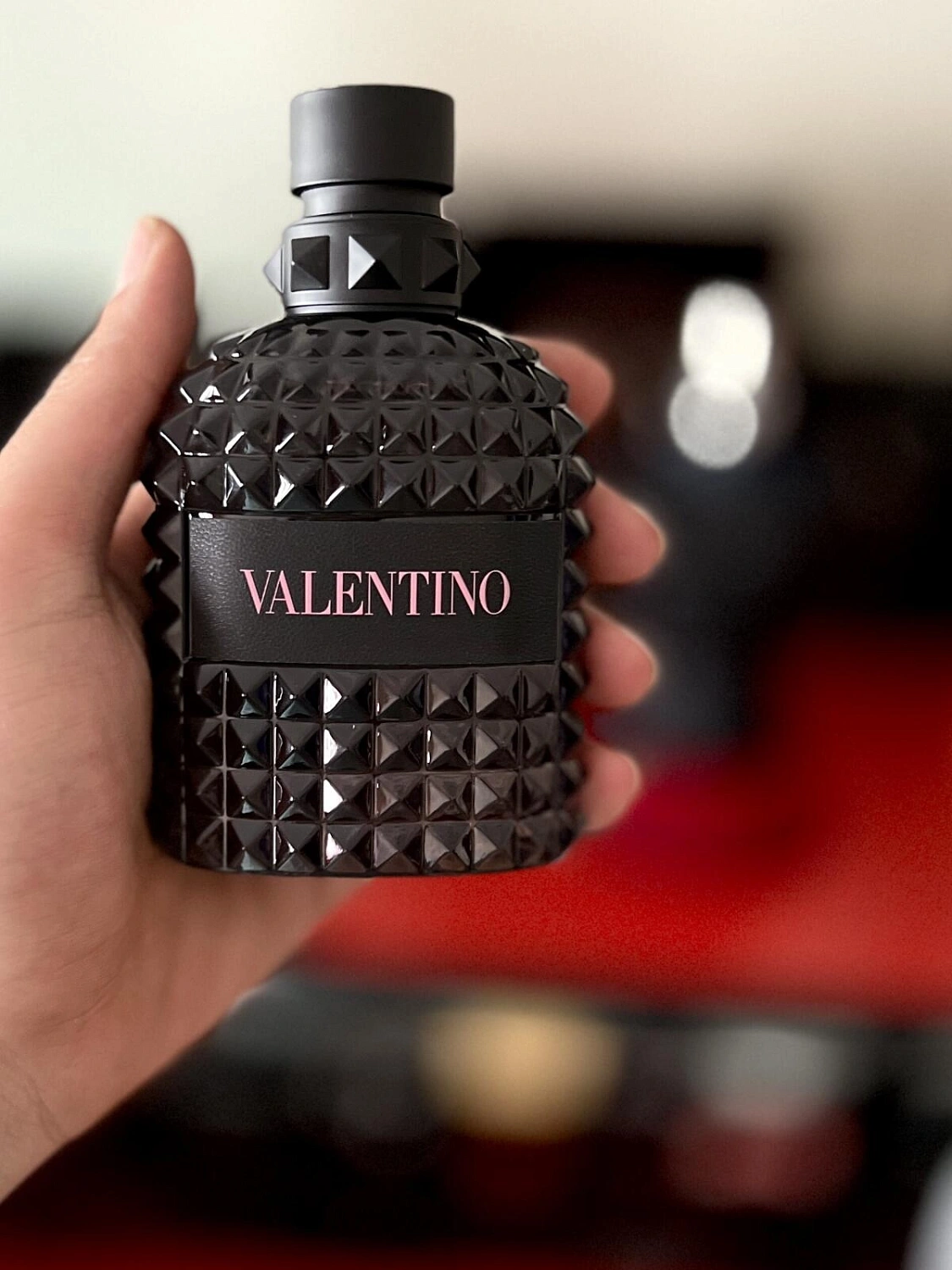 Valentino Uomo Born in Roma