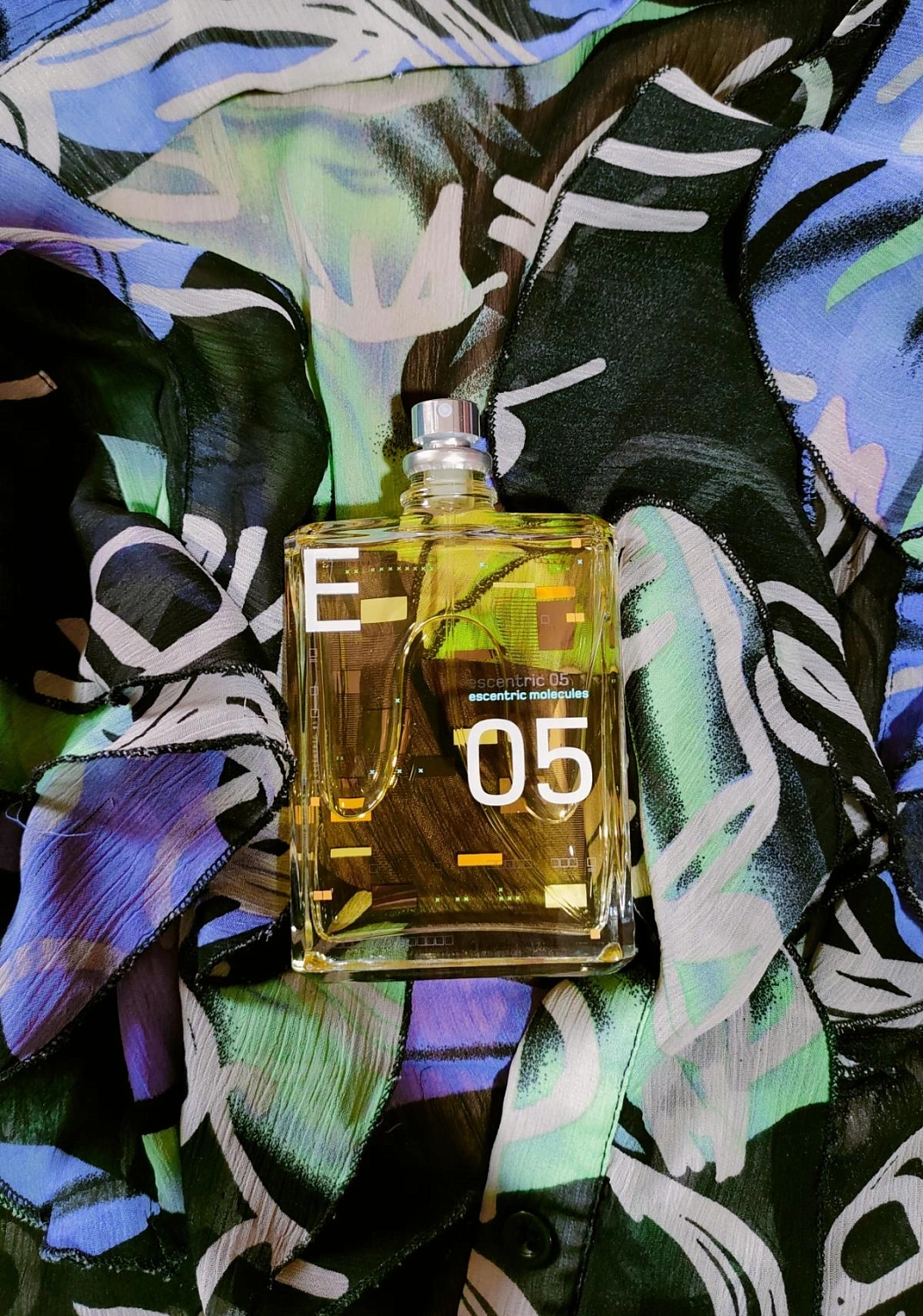 Escentric Molecules Escentric 05