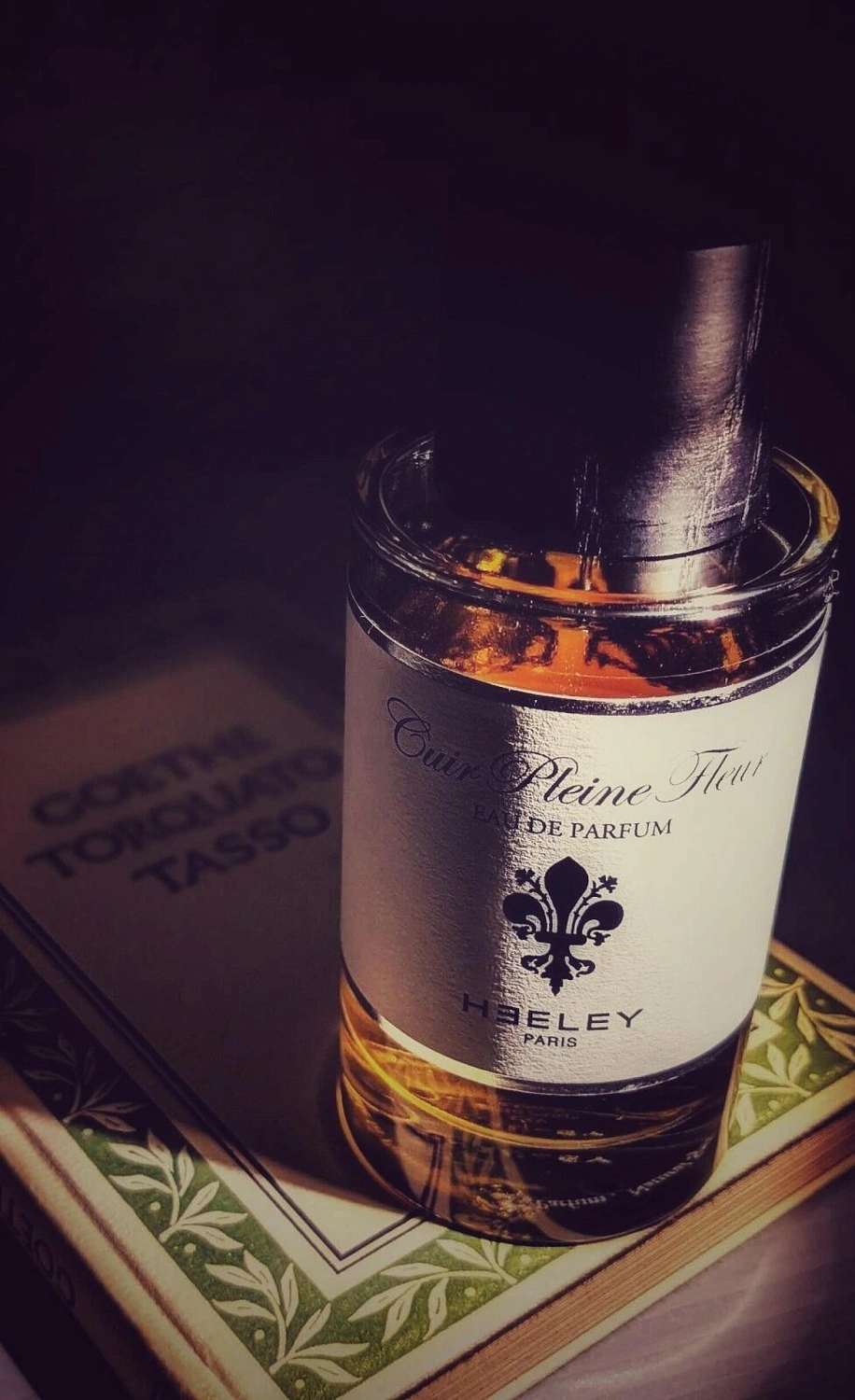 Heeley Parfums Cuir Pleine Fleur