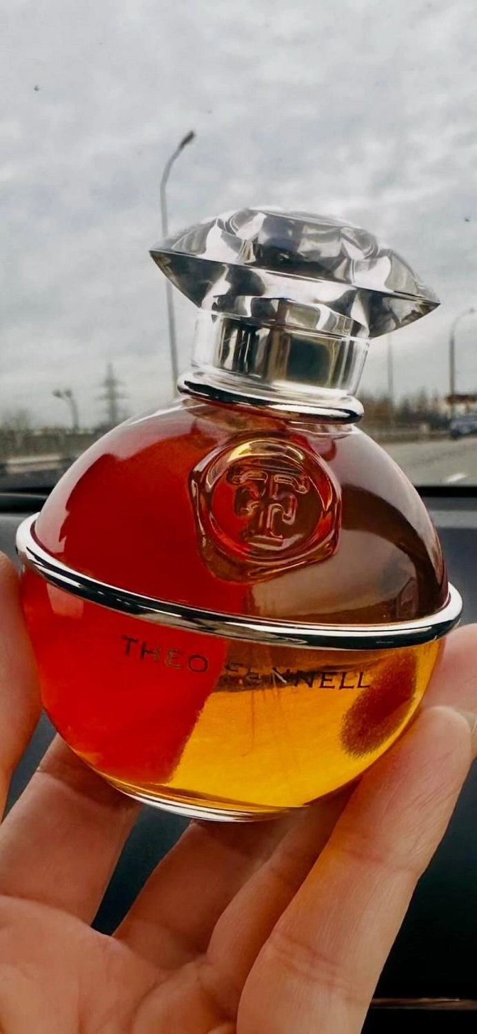 Theo Fennell Scent