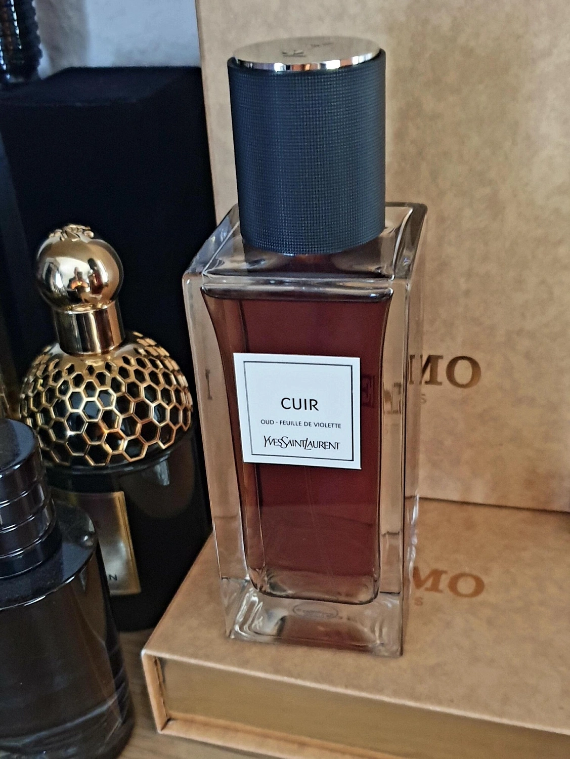 Yves Saint Laurent Cuir Sublime Oud