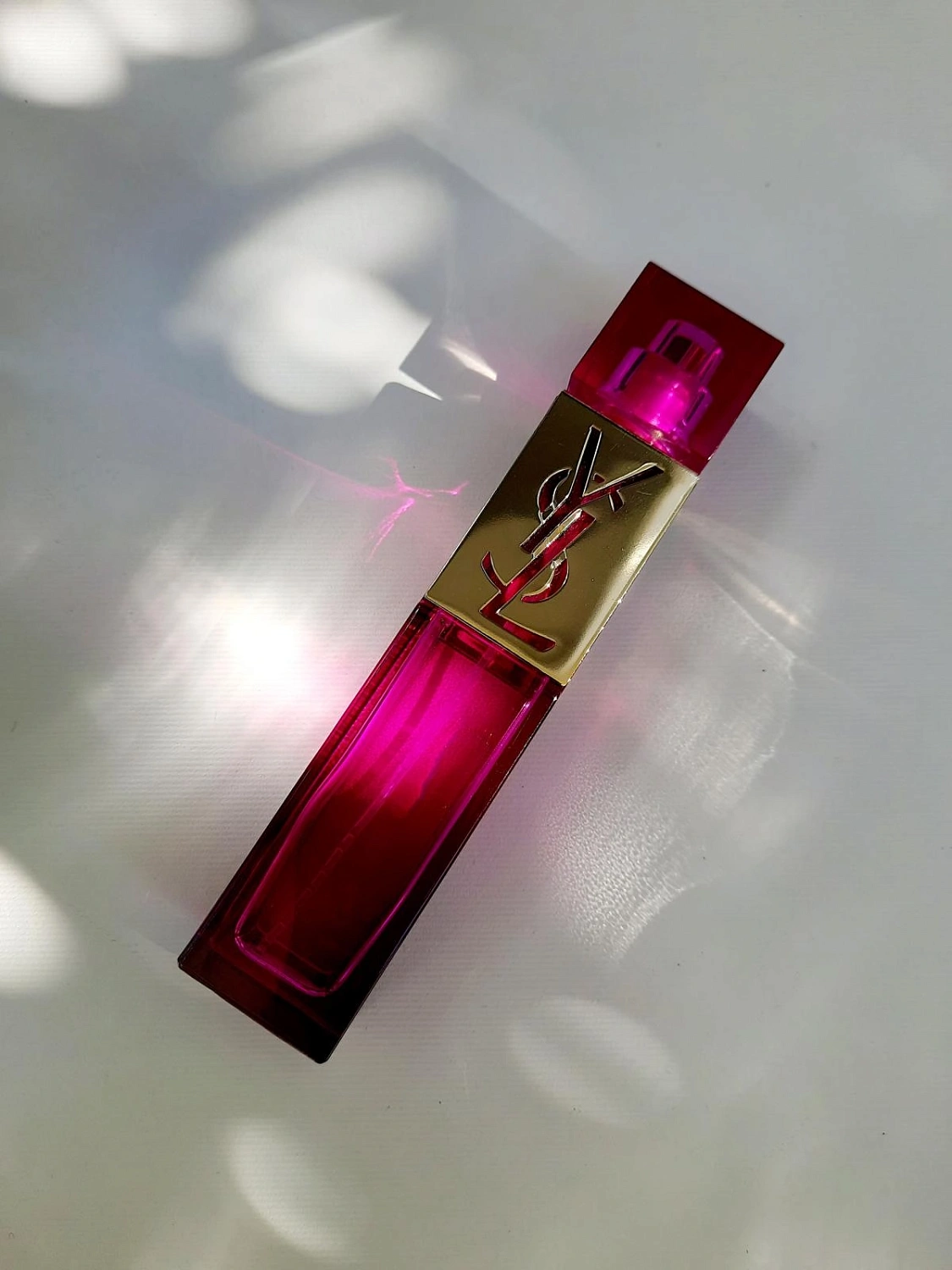 Yves Saint Laurent Elle