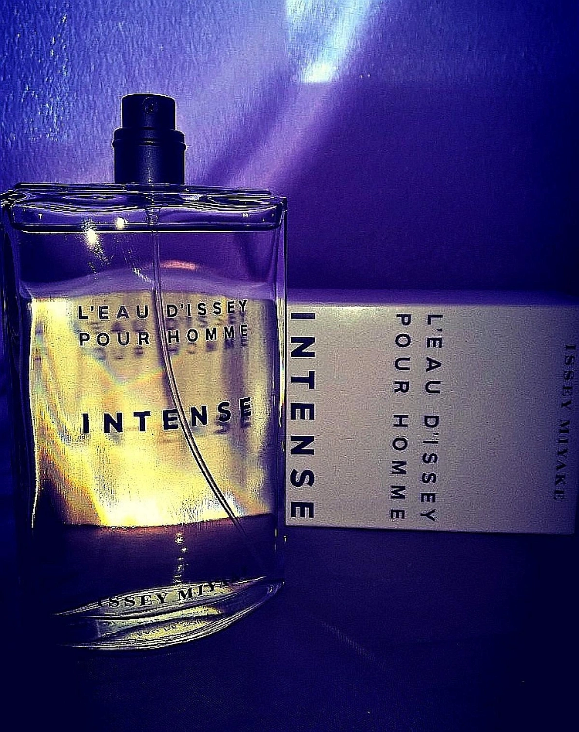 Issey Miyake L'eau d'Issey pour Homme Intense