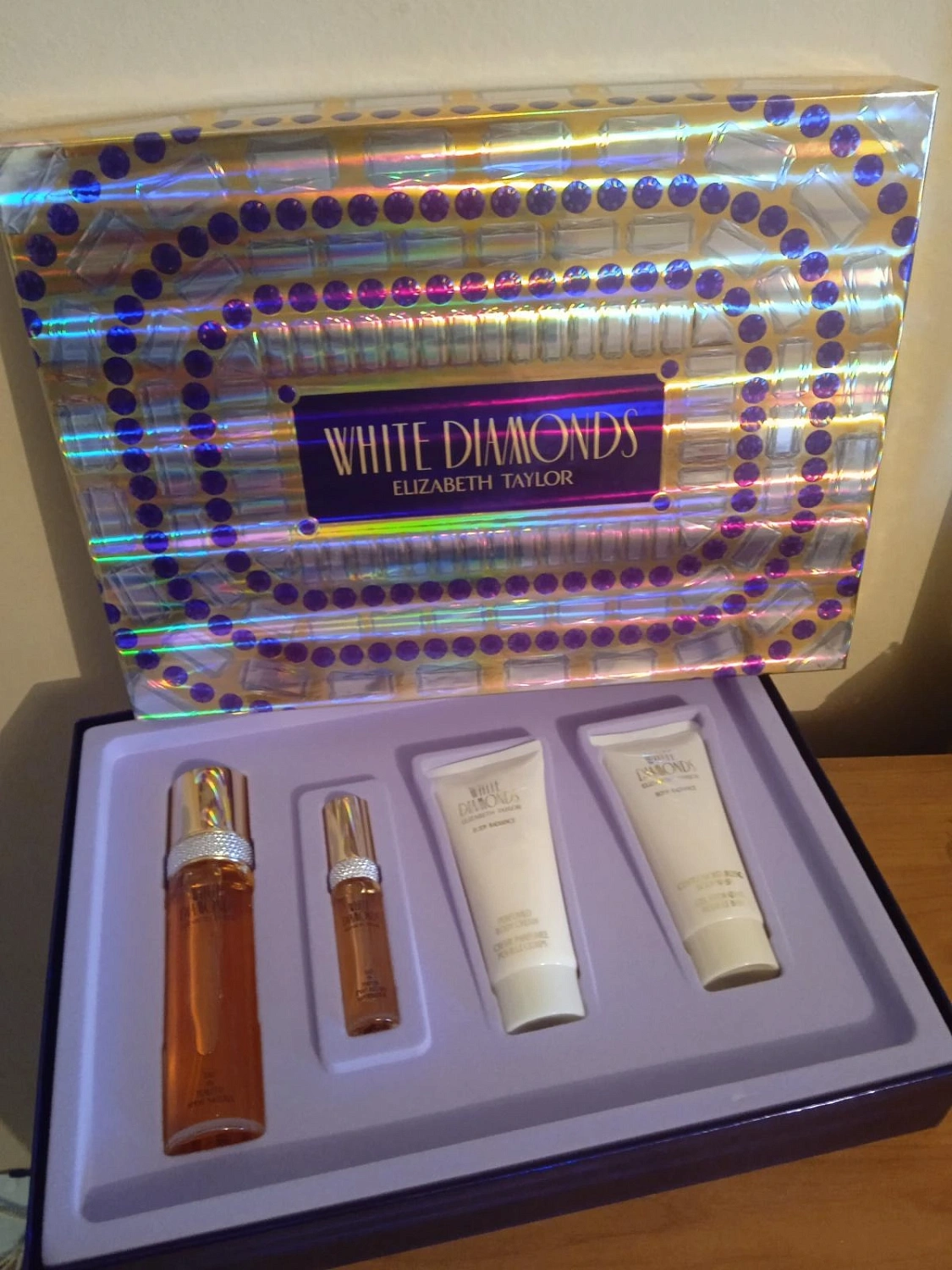 Elizabeth Taylor White Diamonds